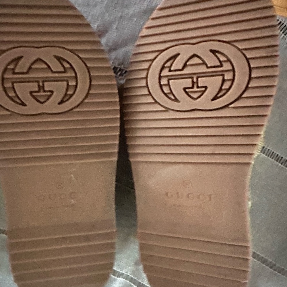 Gucci Beige Monogram Platform Slides - image 3
